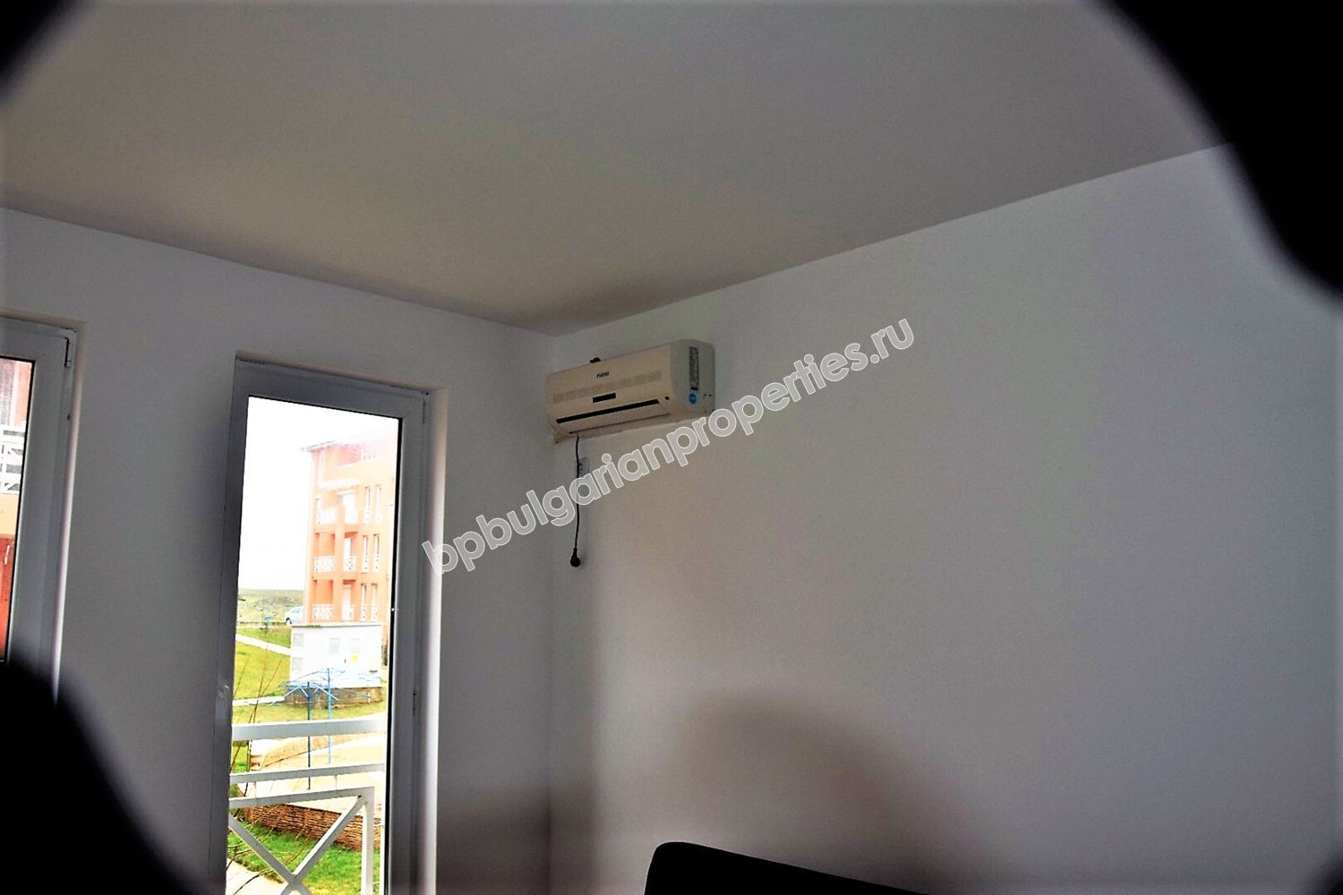 Евтино студио за продажба в комплекс в курорта Слънчев Бряг