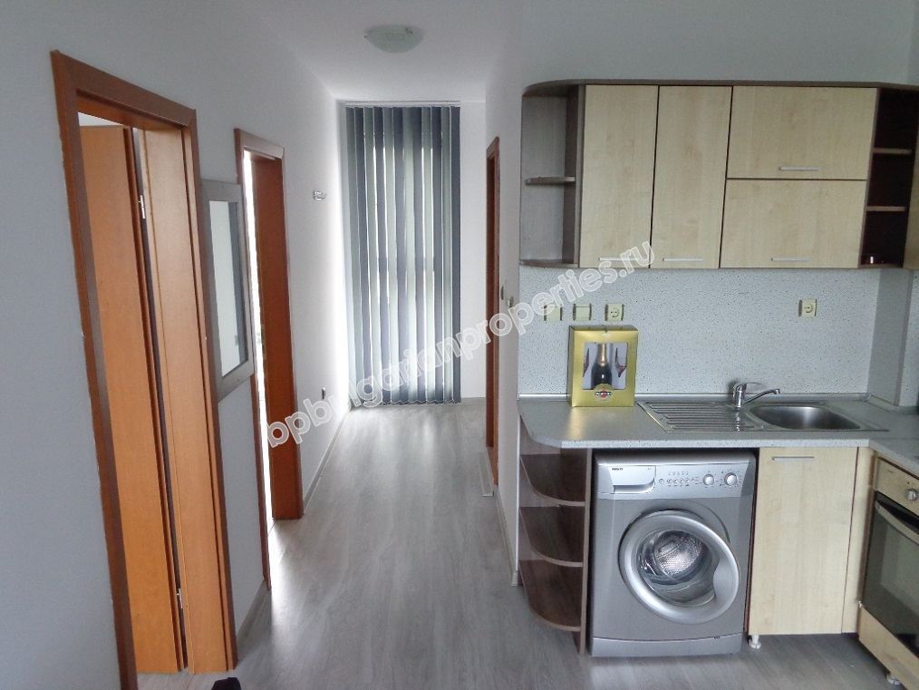 Изгодн имот за инвестиция - тристаен апартамент на цената на двустаен в Слънчев Бряг