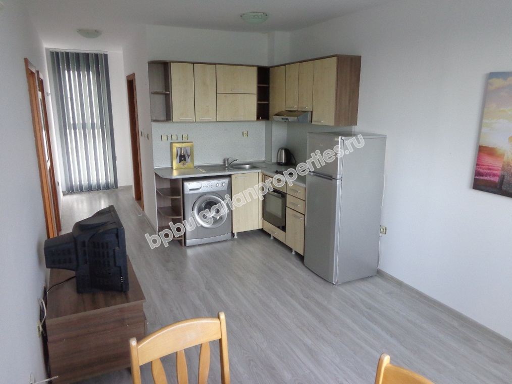 Изгодн имот за инвестиция - тристаен апартамент на цената на двустаен в Слънчев Бряг