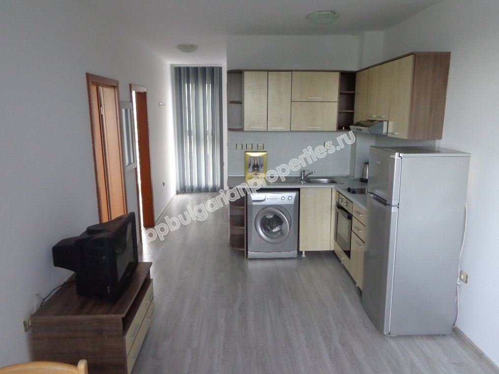 Изгодн имот за инвестиция - тристаен апартамент на цената на двустаен в Слънчев Бряг