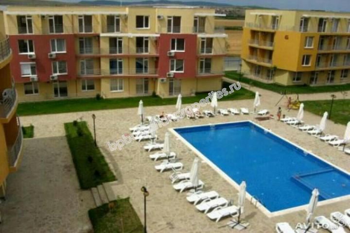 Мебелиран двуспален апартамент за продажба близо до Слънчев Бряг