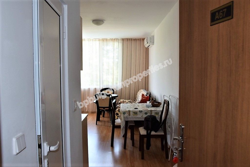 Двустаен мебелиран апартамент за продажба в Слънчев бряг