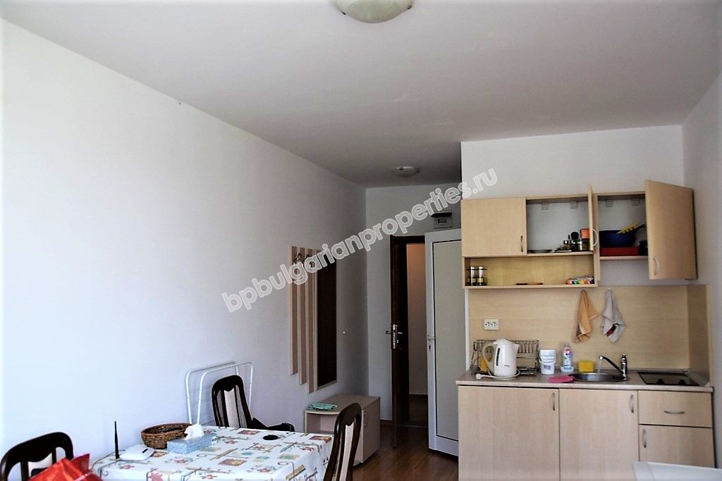 Двустаен мебелиран апартамент за продажба в Слънчев бряг