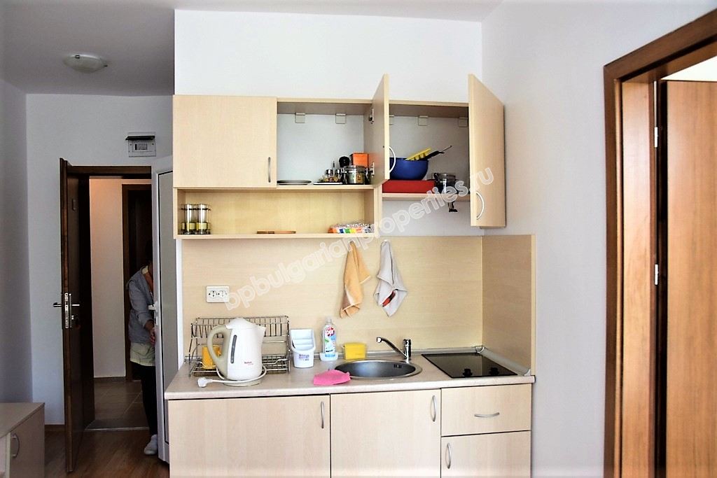 Двустаен мебелиран апартамент за продажба в Слънчев бряг