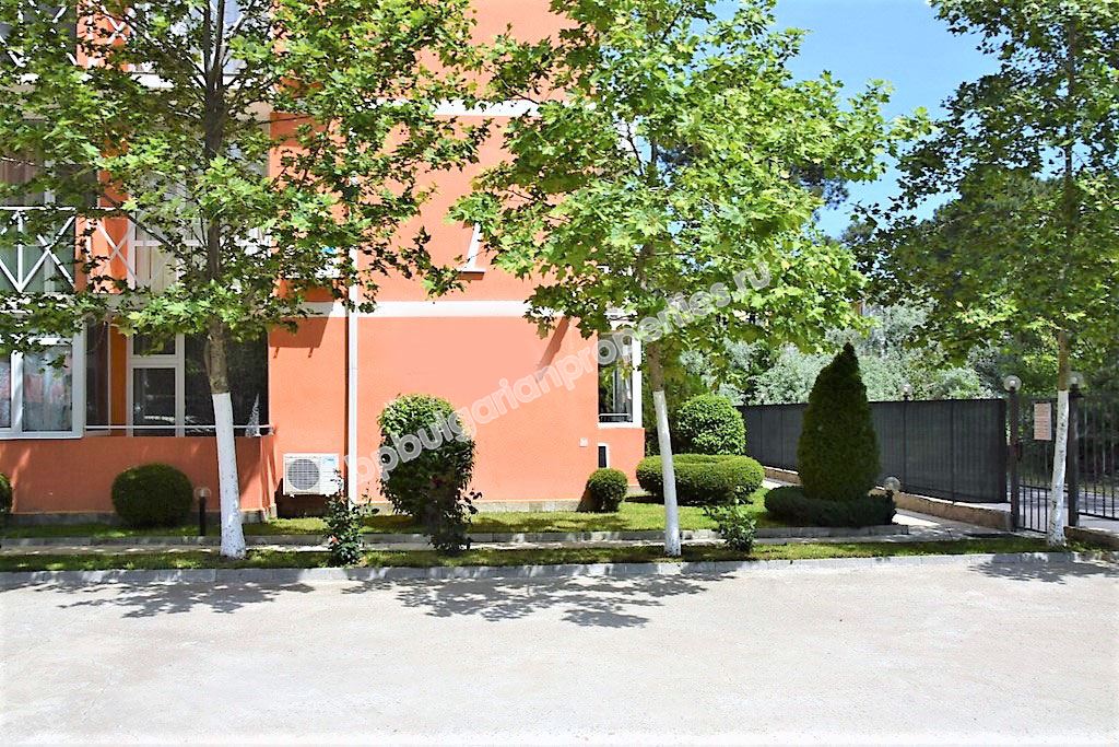 Двустаен мебелиран апартамент за продажба в Слънчев бряг