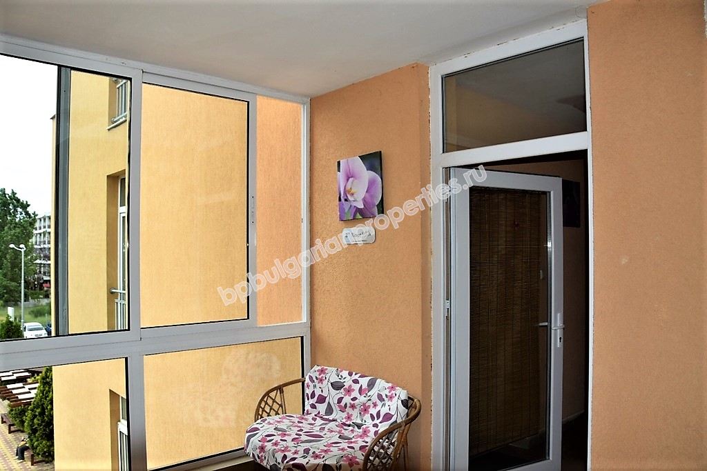 Мебелиран едноспален апартамент близо до плажа за продажба в курорта Слънчев Бряг