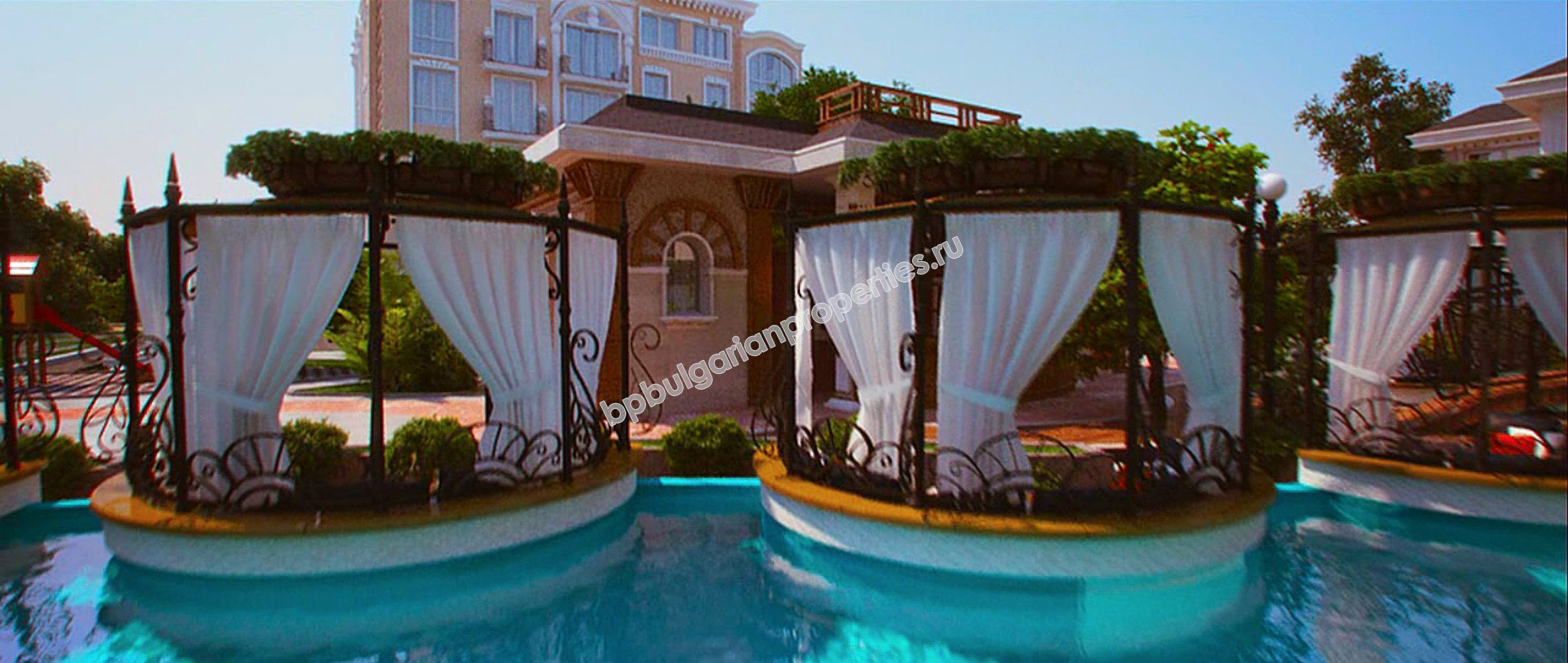 Ново голямо студио близо до плажа за продажба в Слънчев Бряг