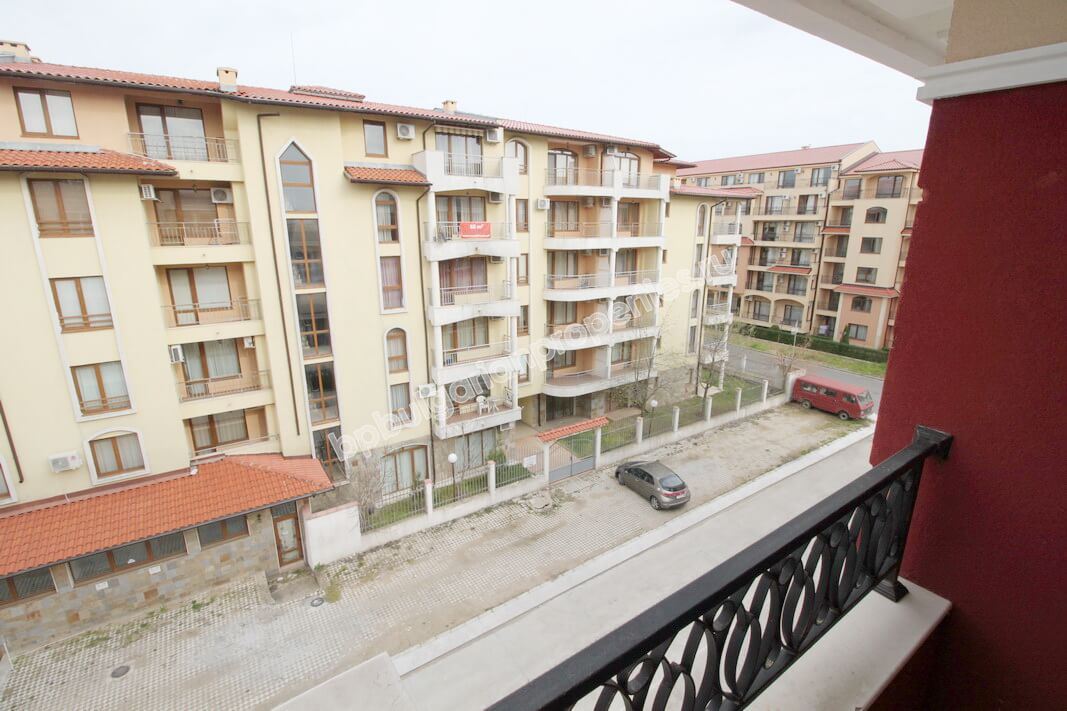 Ново голямо студио близо до плажа за продажба в Слънчев Бряг