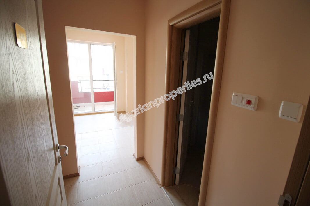 Ново голямо студио близо до плажа за продажба в Слънчев Бряг