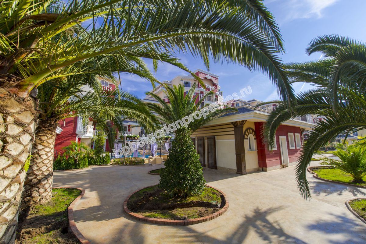 Ново голямо студио близо до плажа за продажба в Слънчев Бряг