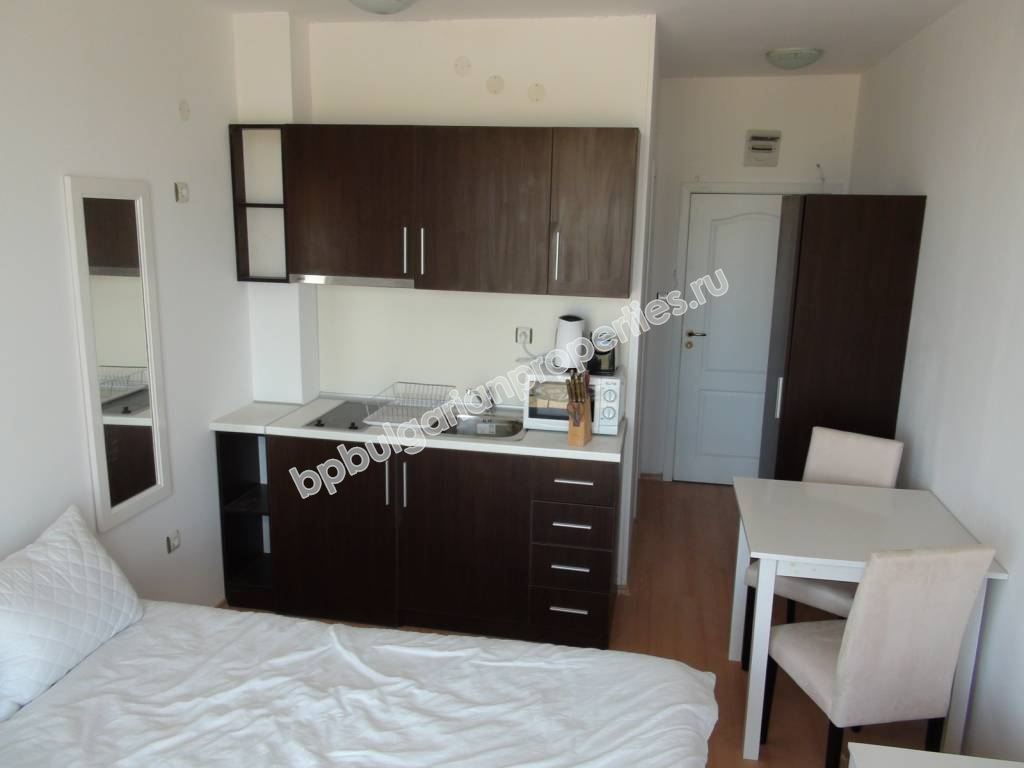 Евтино мебелирано студио за продажба в комплекс в Слънчев Бряг