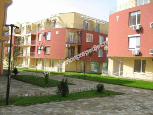 Евтино мебелирано студио за продажба в комплекс в Слънчев Бряг