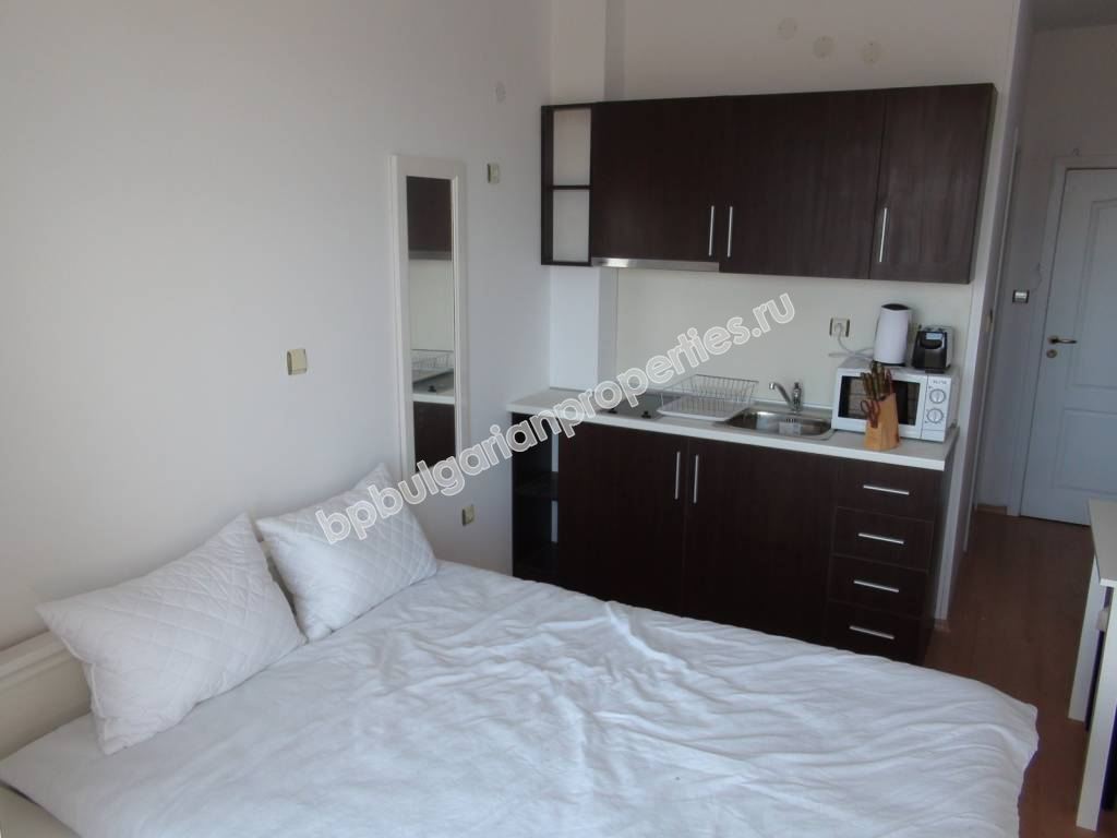 Евтино мебелирано студио за продажба в комплекс в Слънчев Бряг