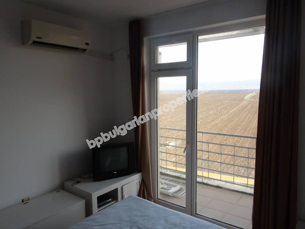 Евтино мебелирано студио за продажба в комплекс в Слънчев Бряг