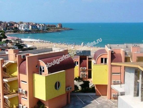 Обзаведен модерен хотел за продажба близо до плажа в град Созопол