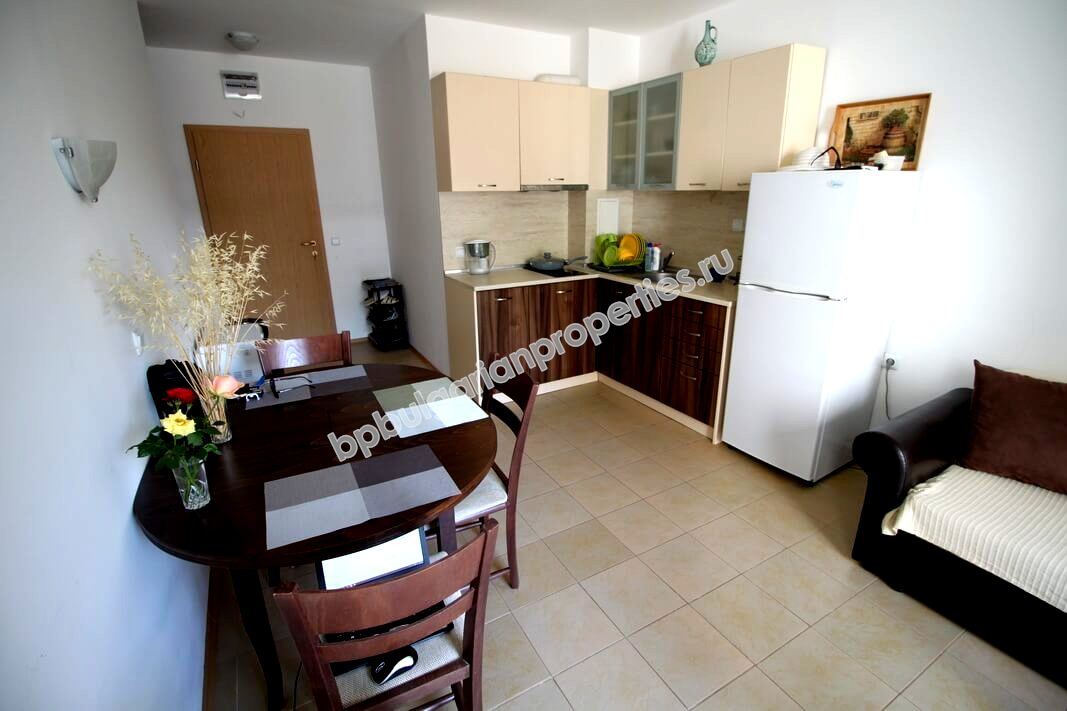 Едноспален мебелиран апартамент близо до плажа в курорта Слънчев Бряг