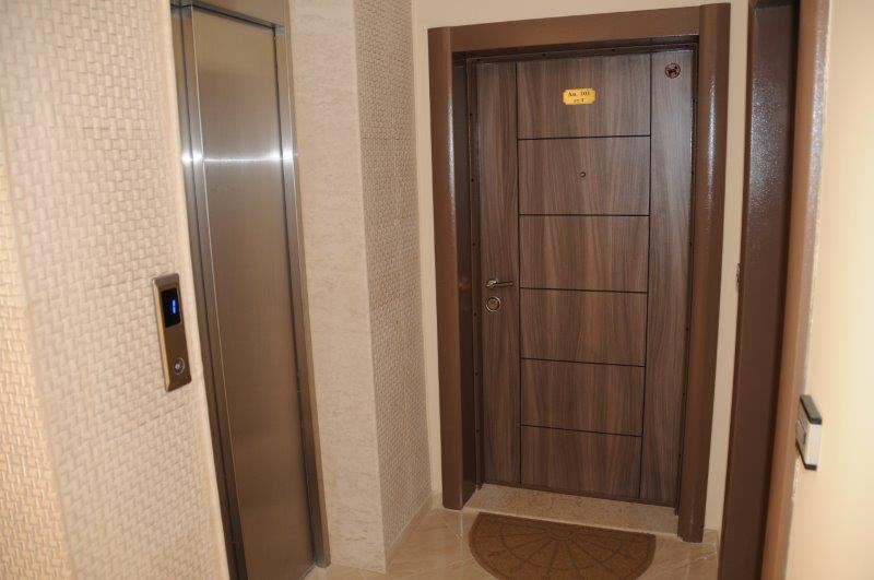 Двустаен апартамент за нощувки в комплекс с басейн в Равда Двустаен апартамент за нощувки в комплекс с басейн в Равда