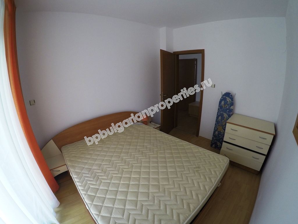 Евтин двустаен мебелиран апартамент за продажба в курорта Слънчев Бряг