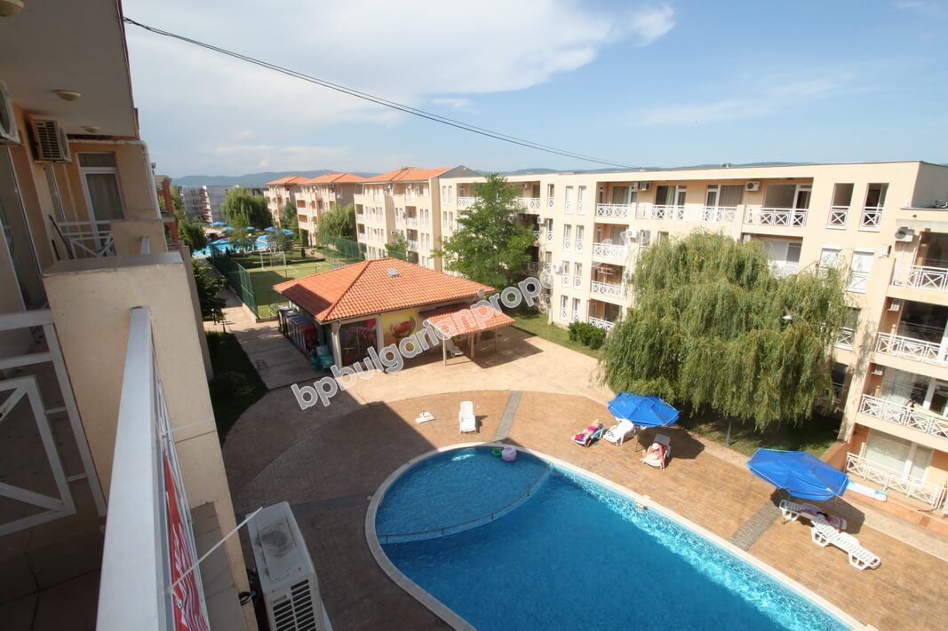 Едноспален мебелиран апартамент за продажба в курорта Слънчев Бряг