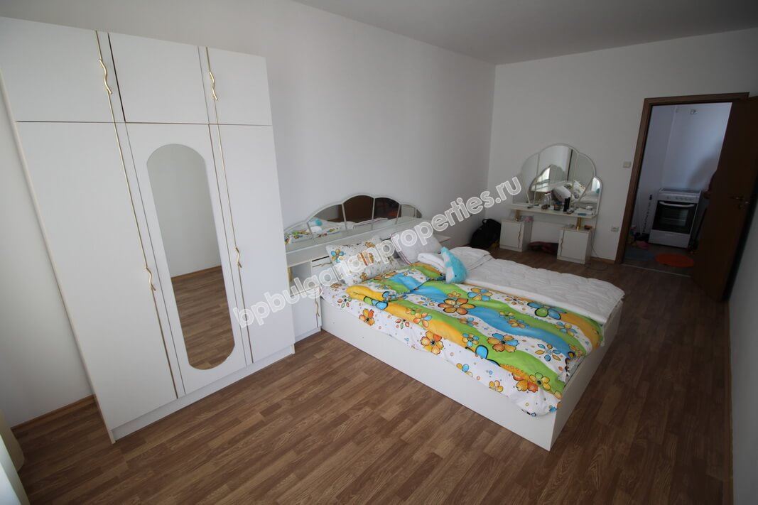 Едноспален мебелиран апартамент за продажба в курорта Слънчев Бряг