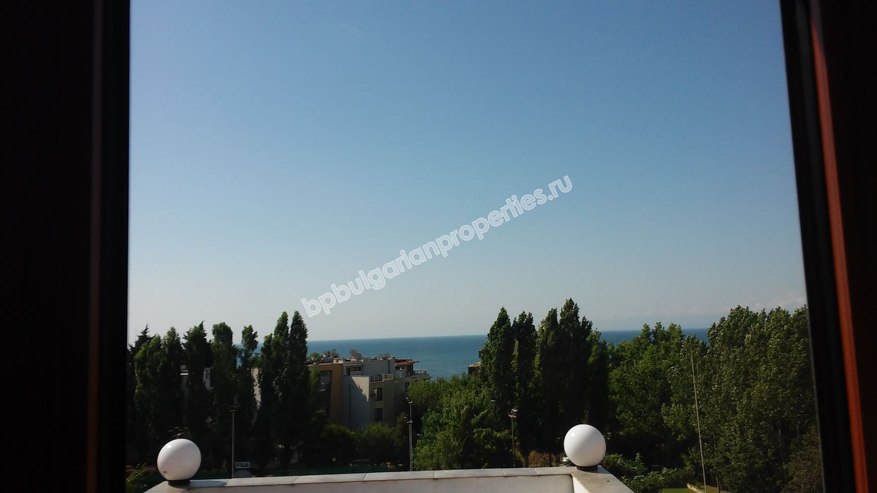 Работещ хотел за продажба в град Несебър