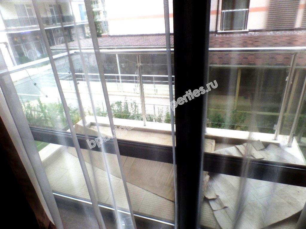 Едноспален мебелиран апартамент за продажба в елитен комплекс в курорта Слънчев Бряг