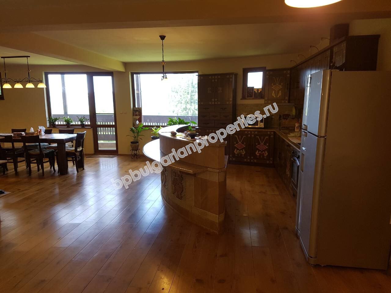 Действаща къща за гости/хотел за продажба в село в Троянския балкан