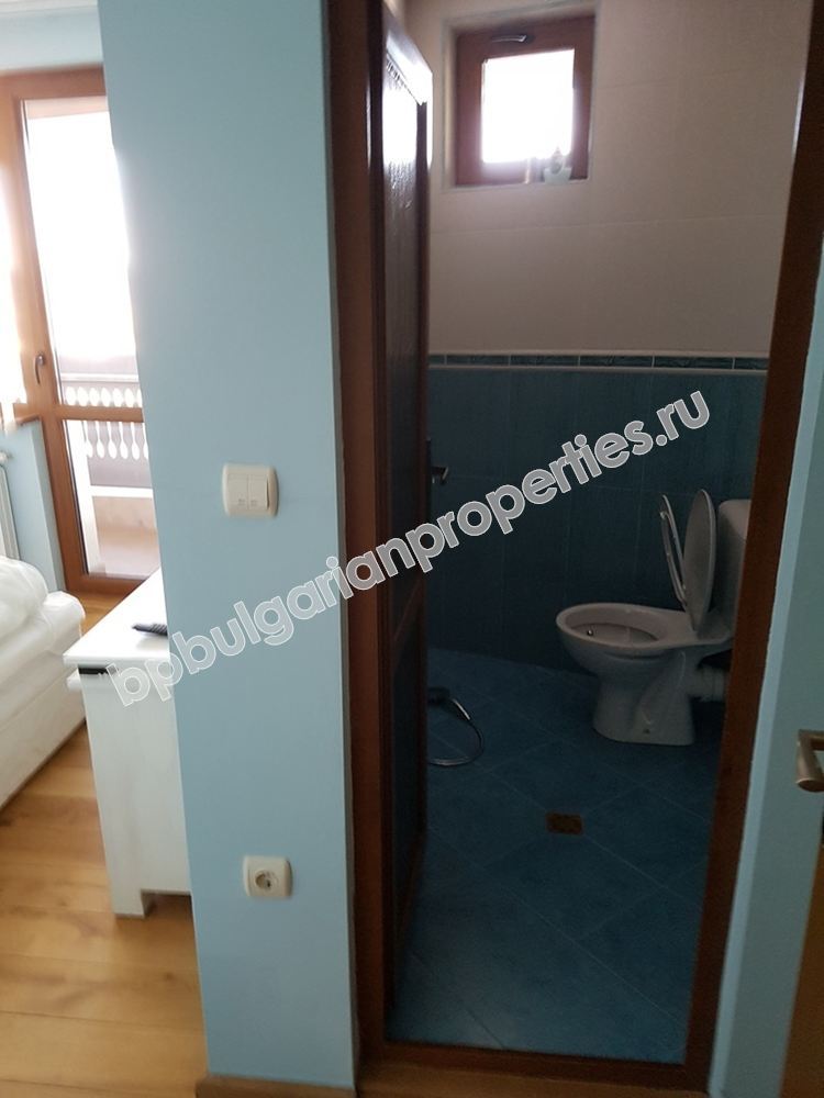 Действаща къща за гости/хотел за продажба в село в Троянския балкан