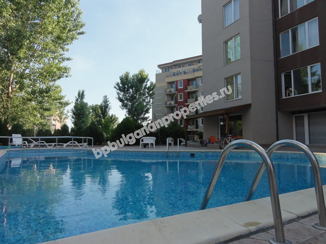 Мебелиран двустаен апартамент близо до плажа за продажба в курорта Слънчев Бряг