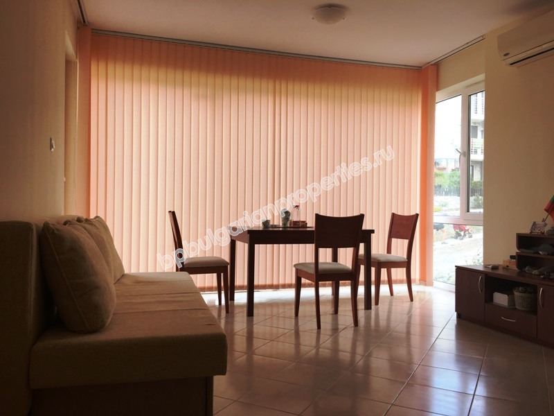 Едноспален мебелиран апартамент близо до плажа за продажба в курорта Свети Влас