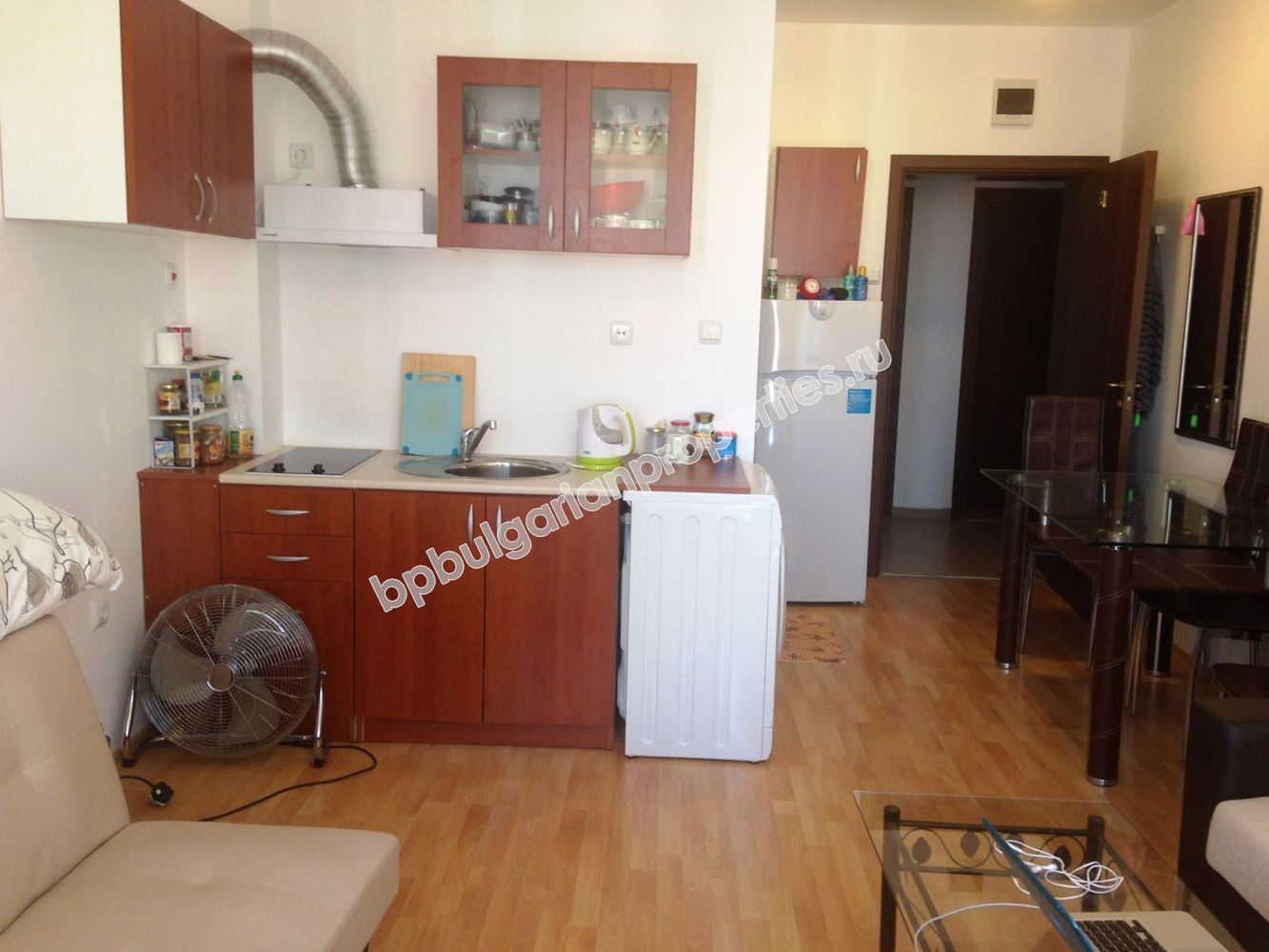 Мебелирано студио икономичен клас за продажба в курорта Слънчев Бряг