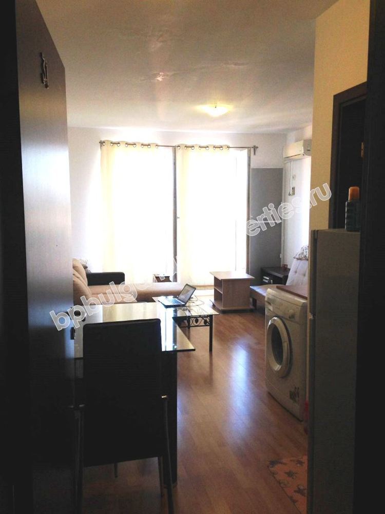 Мебелирано студио икономичен клас за продажба в курорта Слънчев Бряг