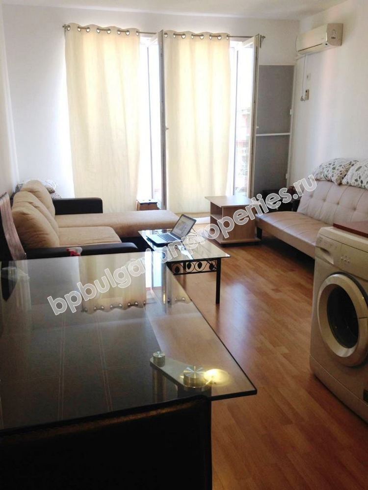 Мебелирано студио икономичен клас за продажба в курорта Слънчев Бряг