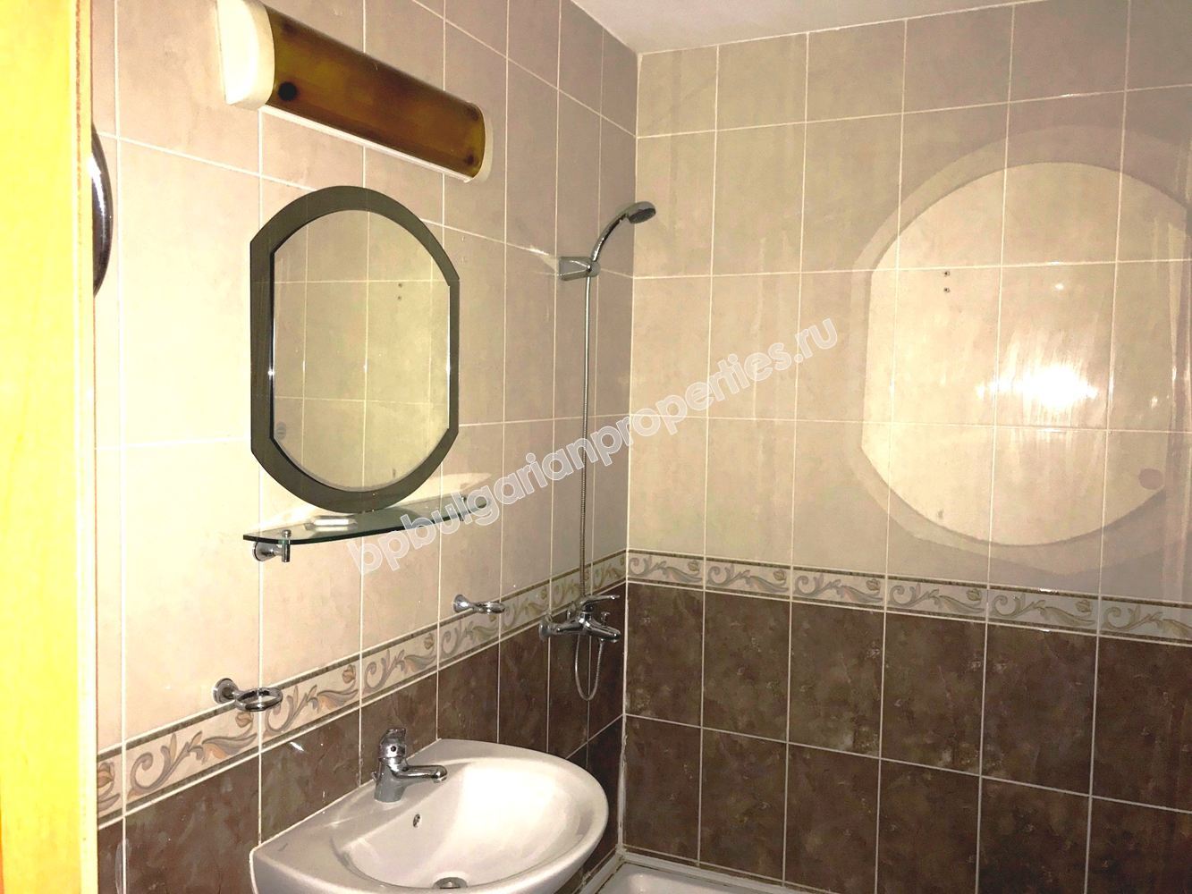 Мебелиран двустаен апартамент за продажба в курорта Слънчев Бряг