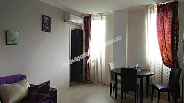 Обзаведен апартамент с една спалня за продажба в курорта Слънчев Бряг