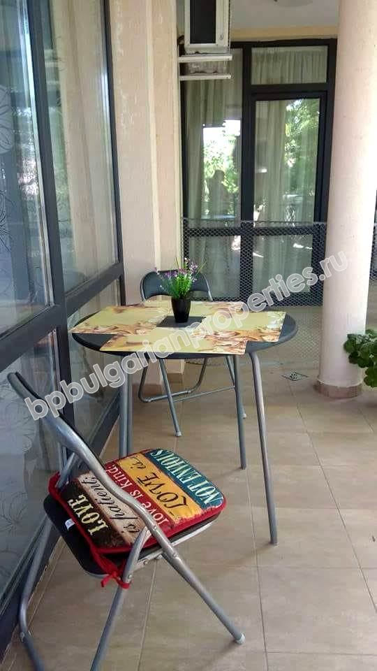 Обзаведен апартамент с една спалня за продажба в курорта Слънчев Бряг
