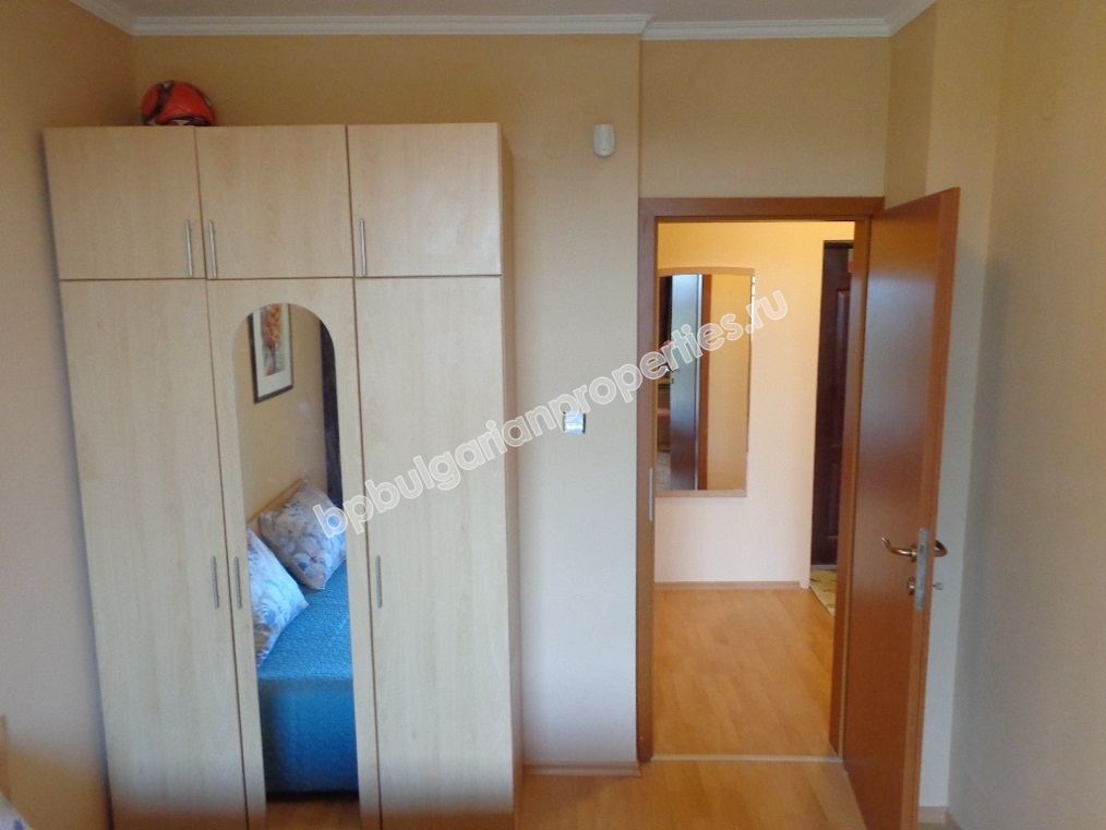 Евтин двустаен мебелиран апартамент за продажба в курорта Слънчев Бряг