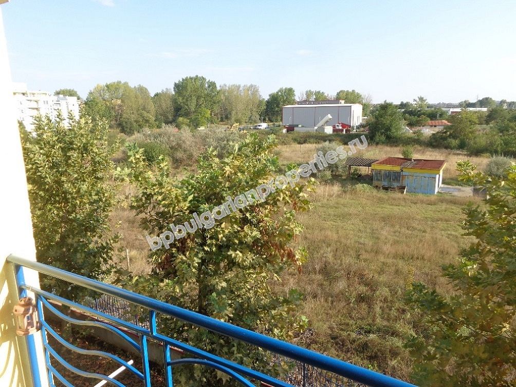 Евтин двустаен мебелиран апартамент за продажба в курорта Слънчев Бряг