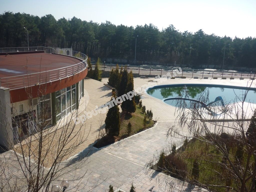 Мебелиран едноспален апартамент за продажба близо до плажа в курорта Слънчев Бряг