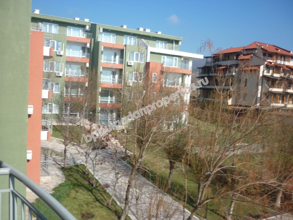 Мебелиран едноспален апартамент за продажба близо до плажа в курорта Слънчев Бряг