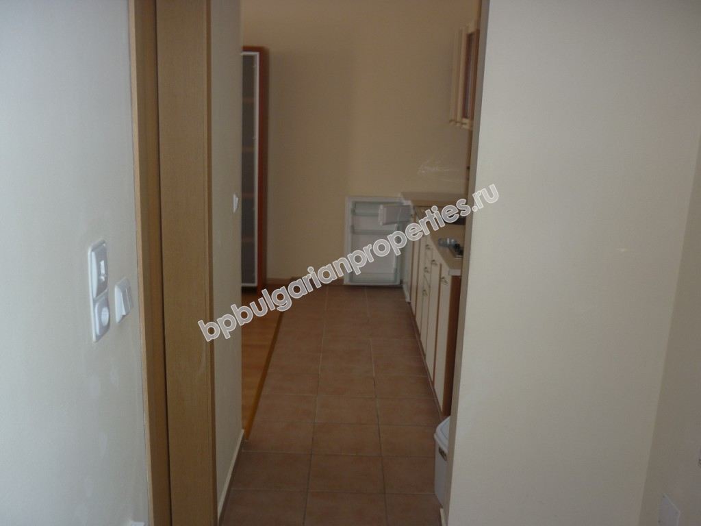 Мебелиран едноспален апартамент за продажба близо до плажа в курорта Слънчев Бряг
