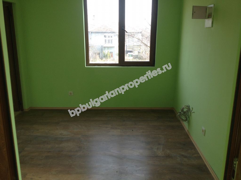 Напълно реновирана къща за продажба в село близо до Слънчев бряг и морето