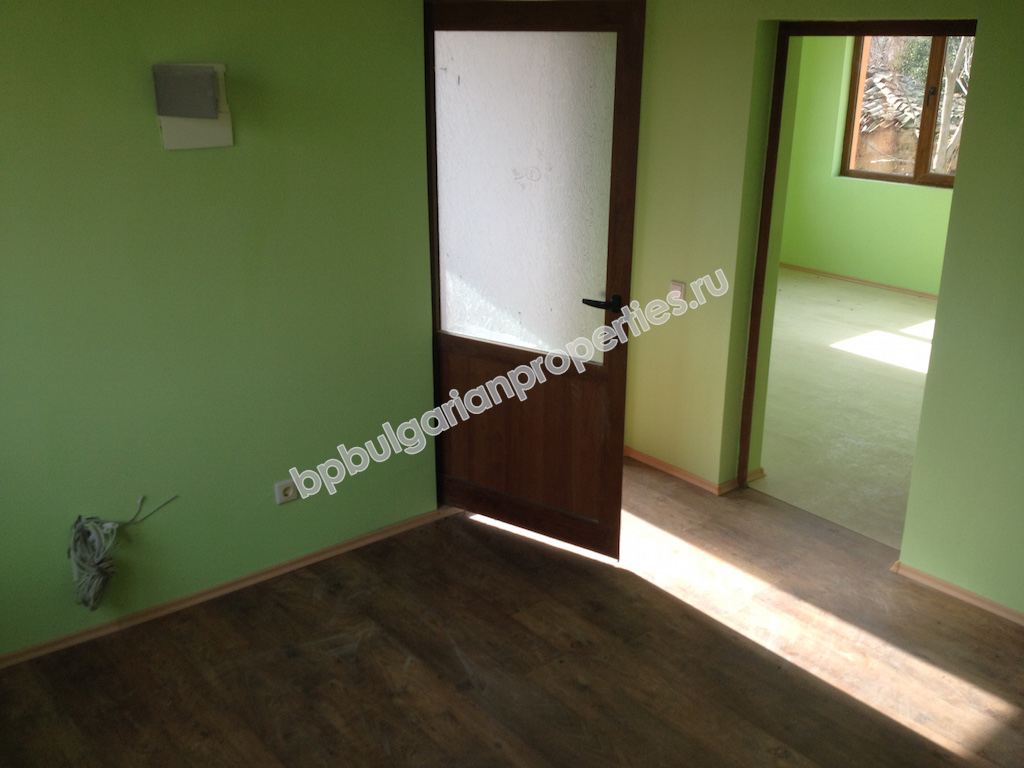 Напълно реновирана къща за продажба в село близо до Слънчев бряг и морето