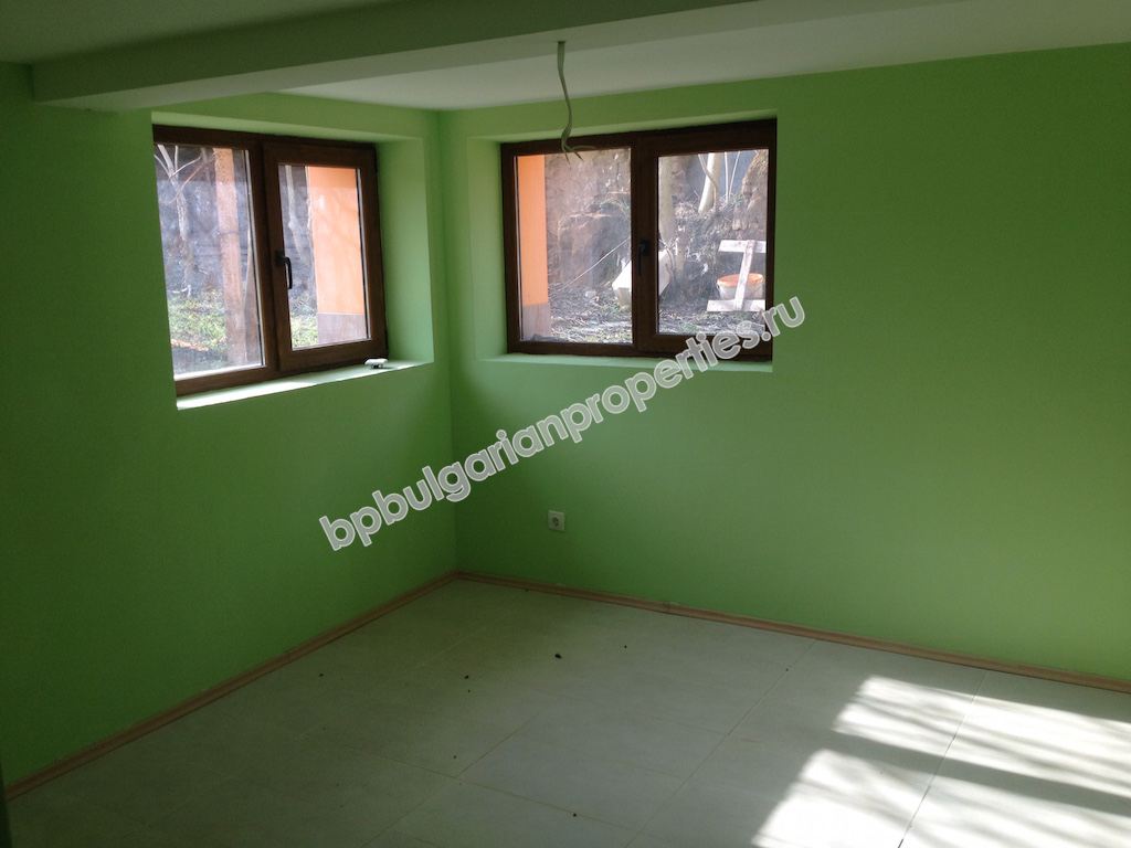 Напълно реновирана къща за продажба в село близо до Слънчев бряг и морето