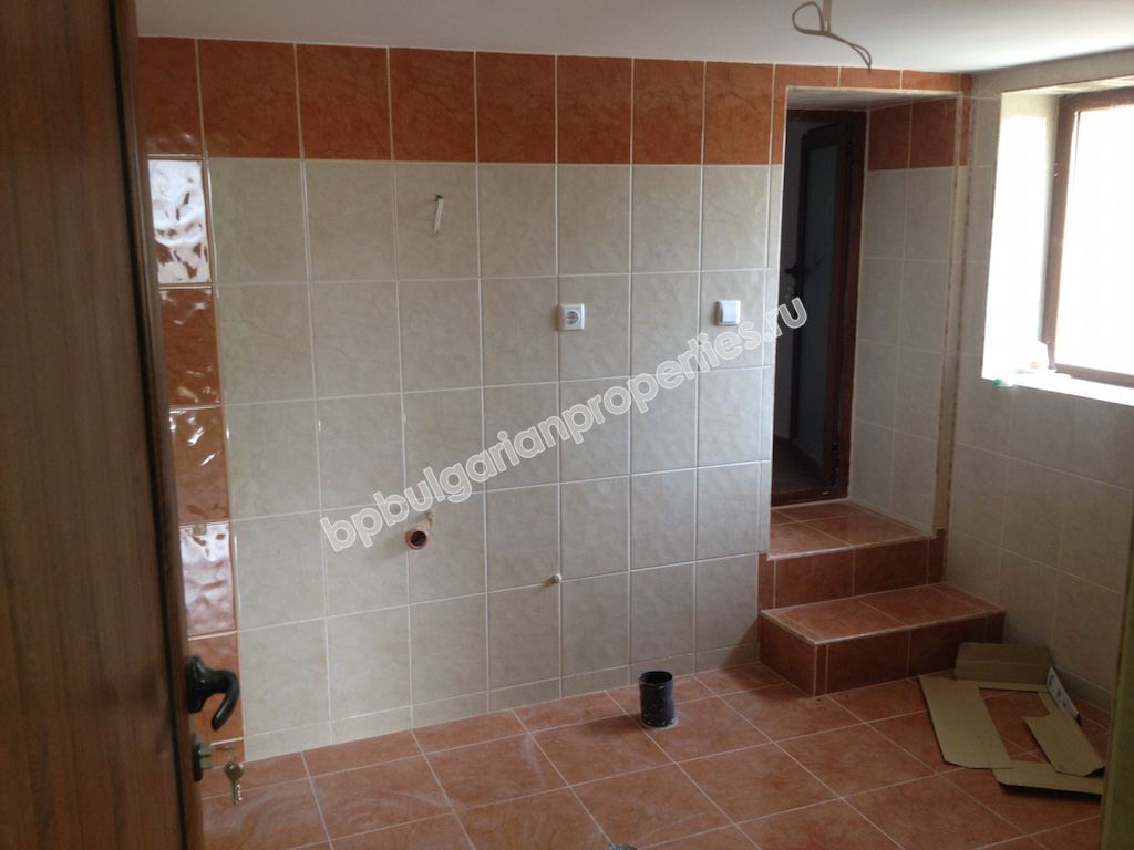 Напълно реновирана къща за продажба в село близо до Слънчев бряг и морето