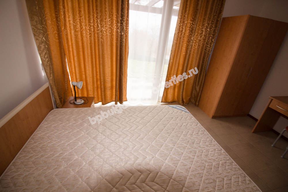 Апартамент с две спални за продажба близо до морето в Кошарица