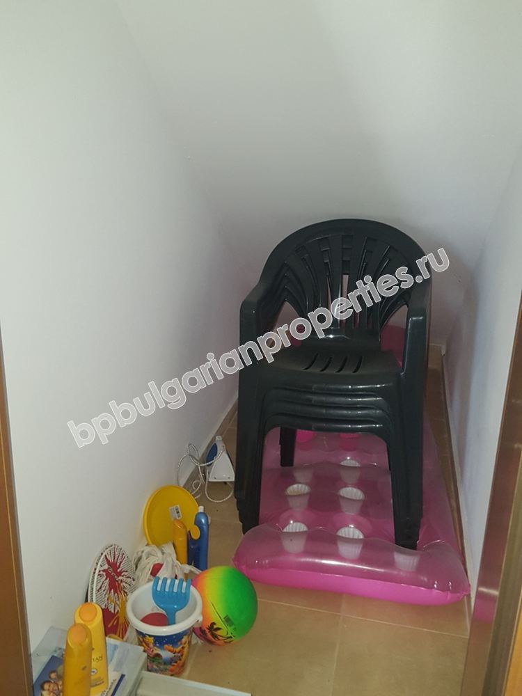 Мебелиран двуспален апартамент с гледка море за продажба близо до курорта Слънчев Бряг