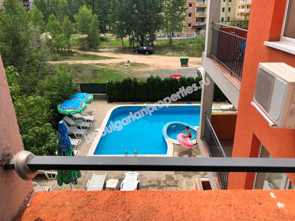 Мебелирано студио за продажба в центъра на Слънчев Бряг