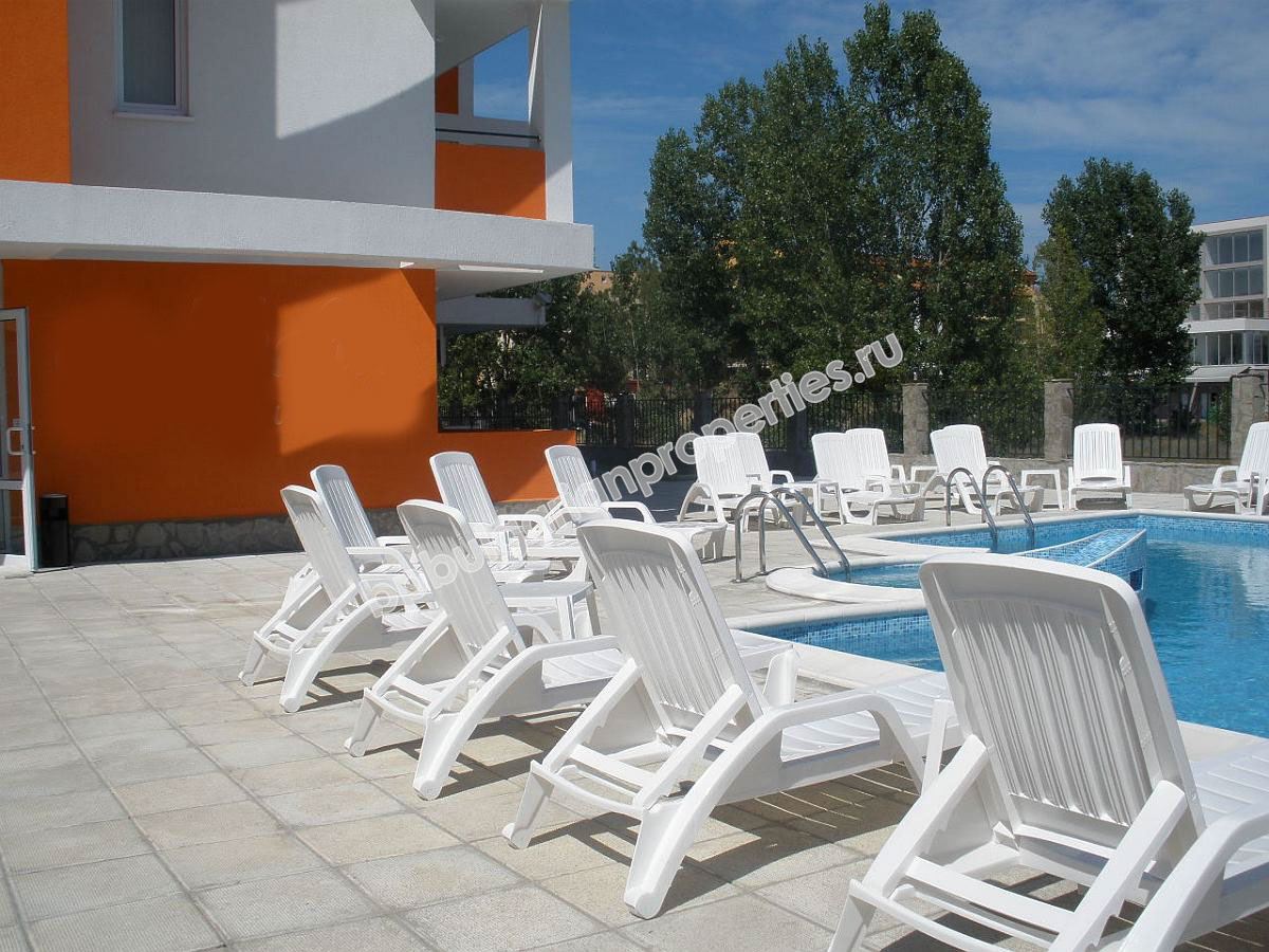 Мебелирано студио за продажба в центъра на Слънчев Бряг