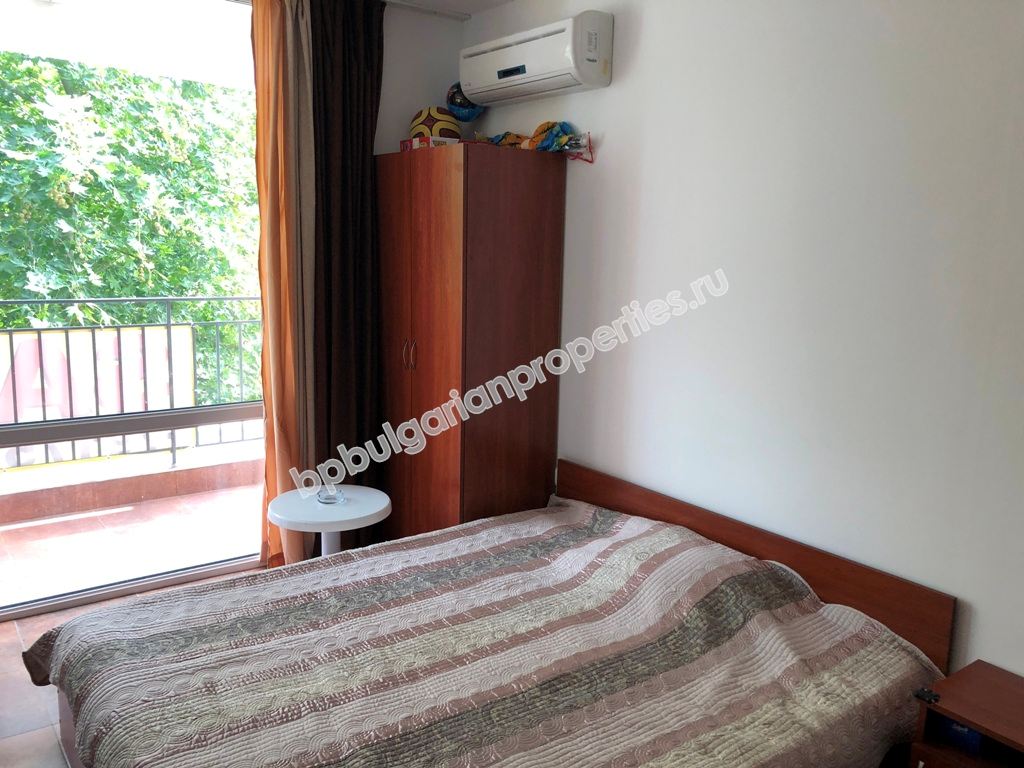 Мебелирано студио за продажба в центъра на Слънчев Бряг